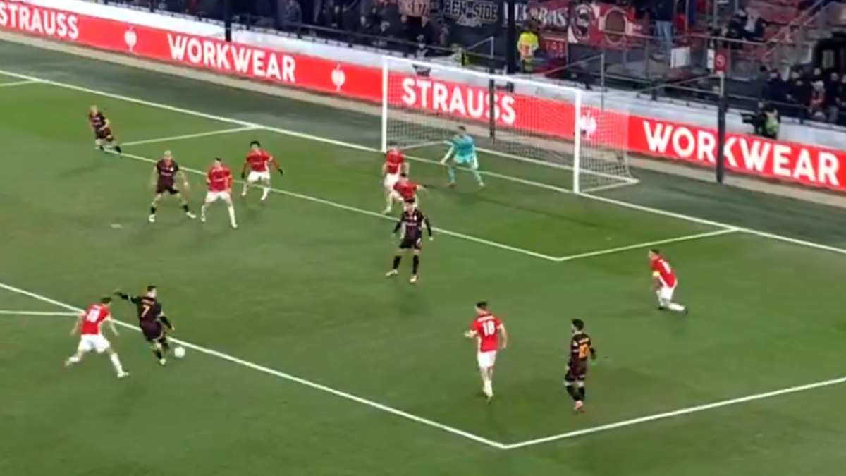Roland Sallai’den müthiş gol!
